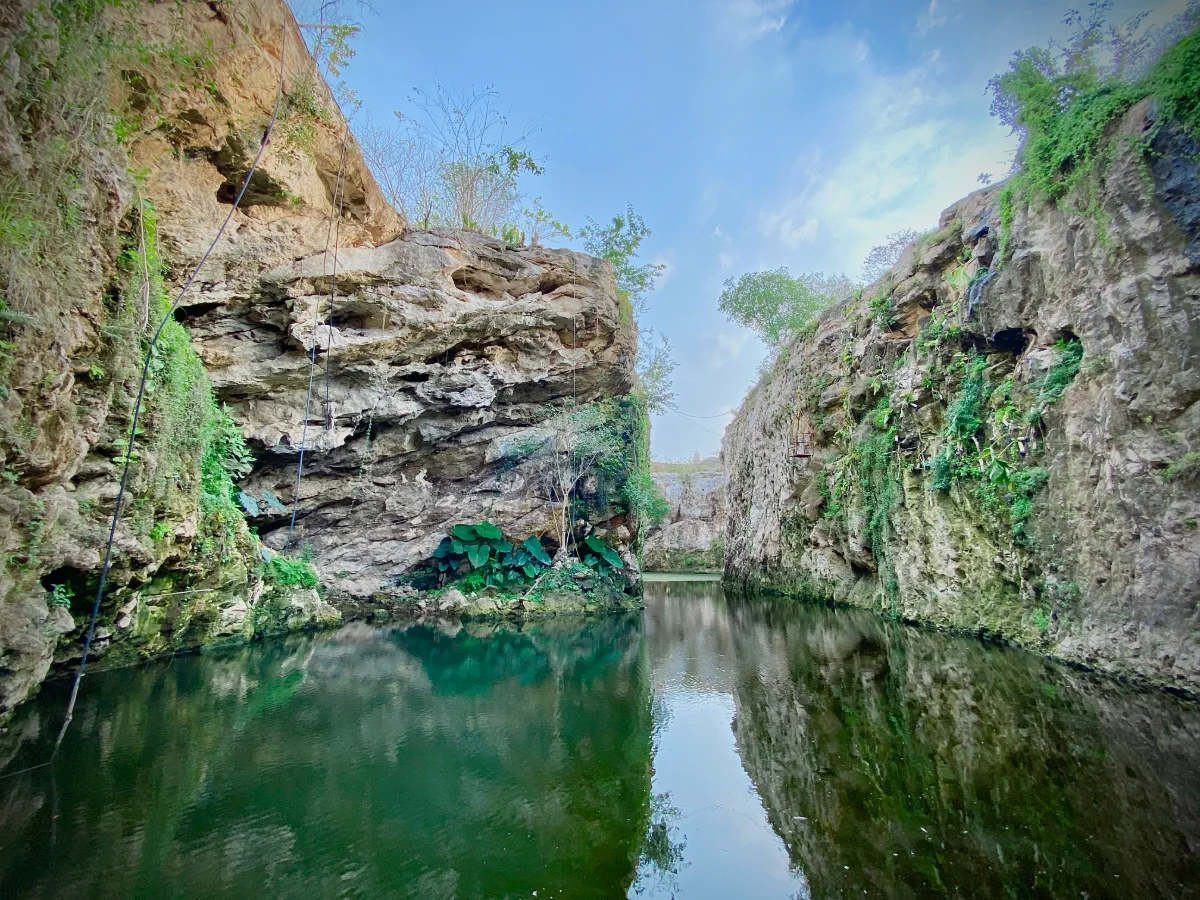 Izamal and the Santa Bárbara cenotes