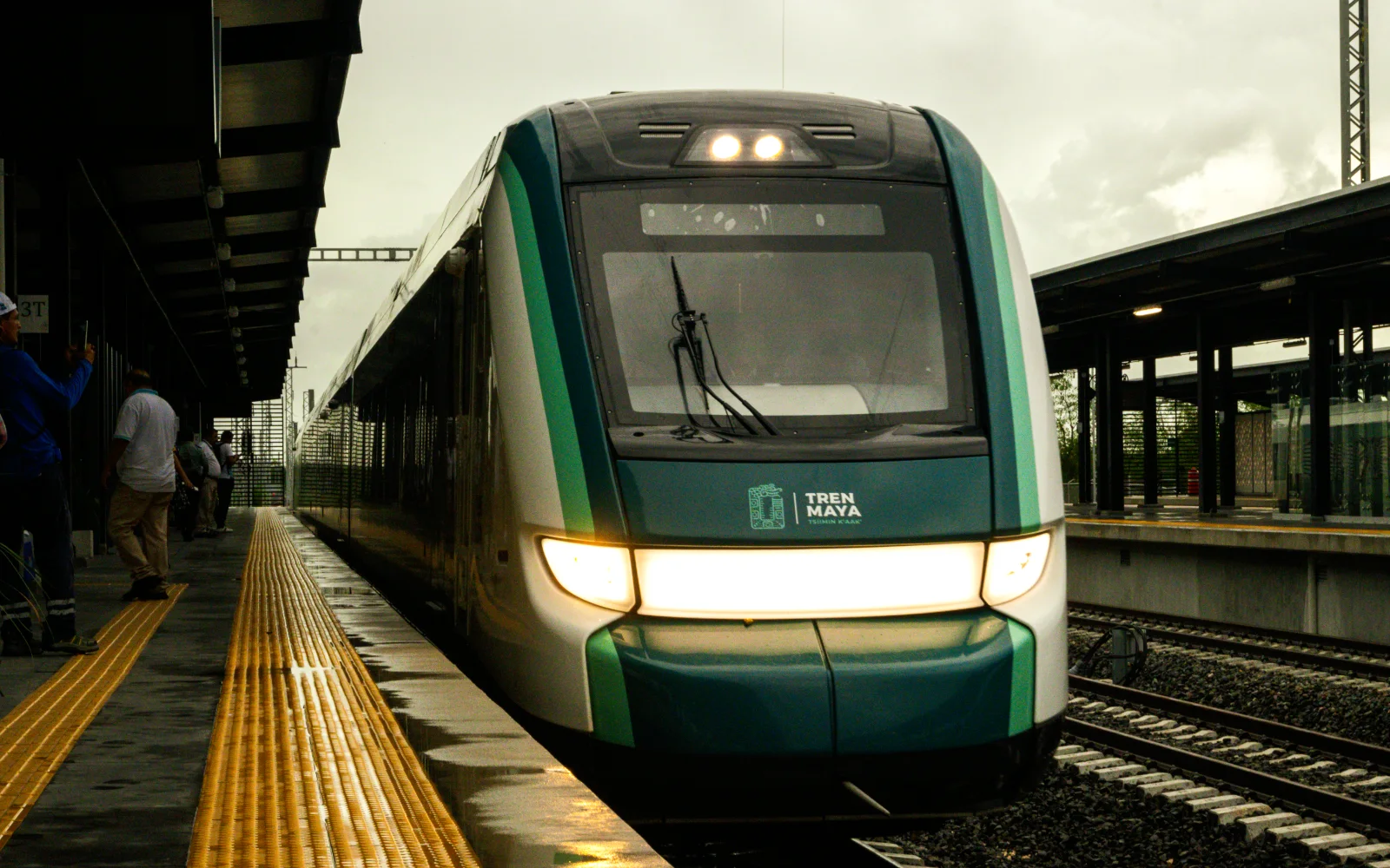 Maya Train, Chichén Itzá and Izamal