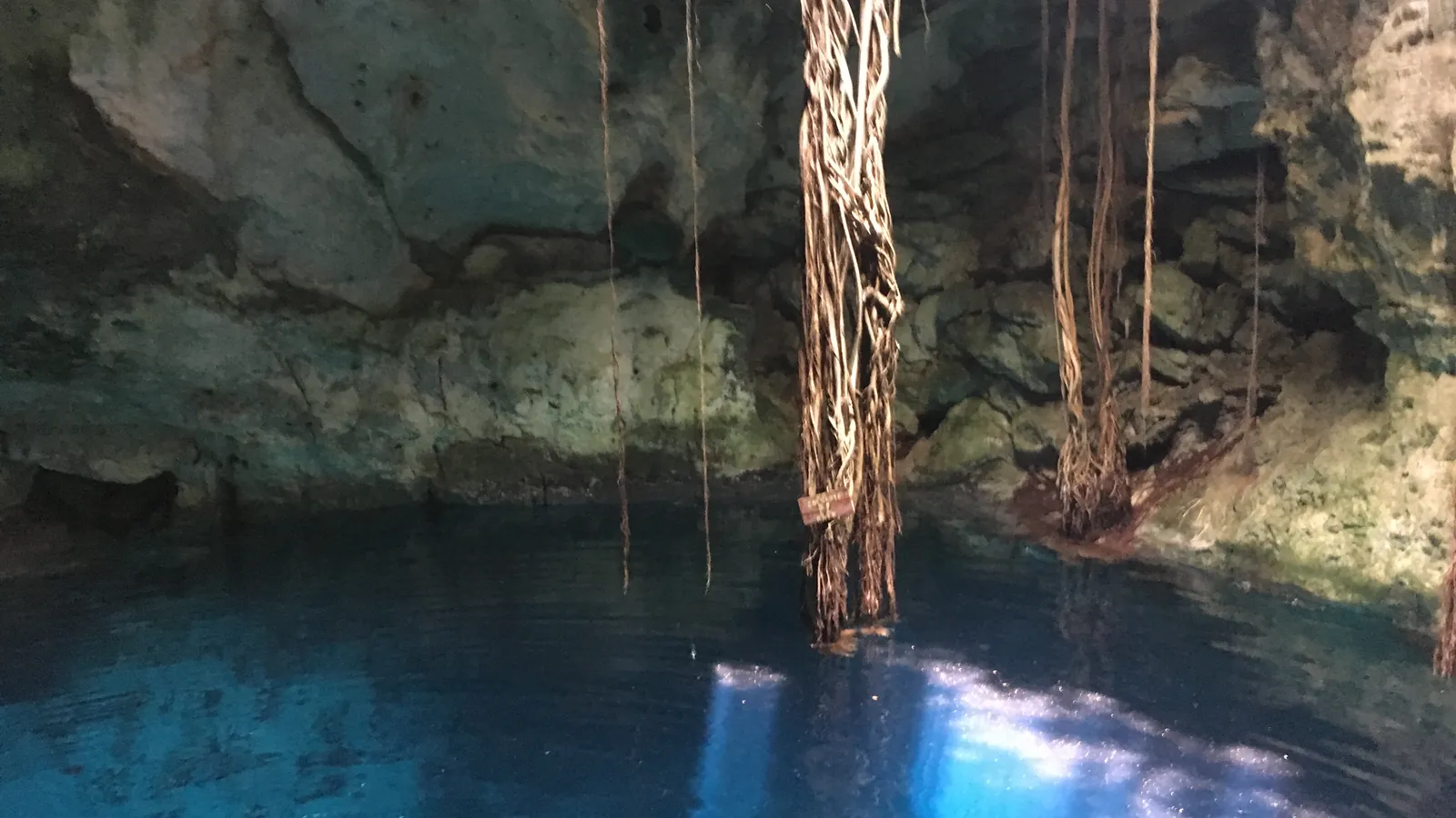 Cenote en Cuzamá, Yucatán
