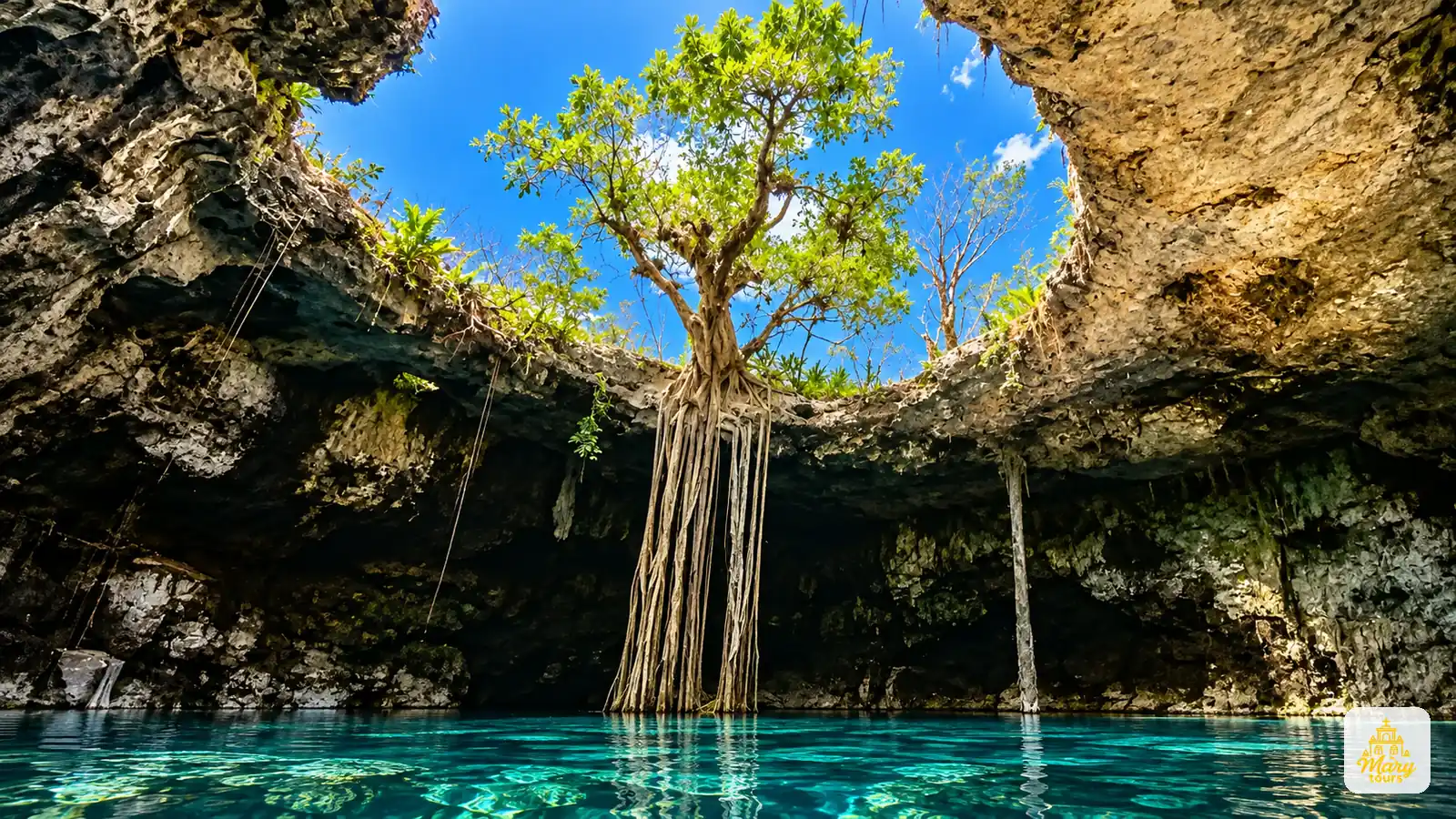Cenote de Santa Bárbara en Homún, Yucatán