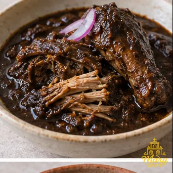 Relleno negro yucateco servido con pavo